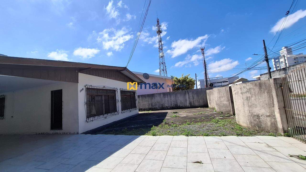 Terreno à venda no Cordeiros: Terreno