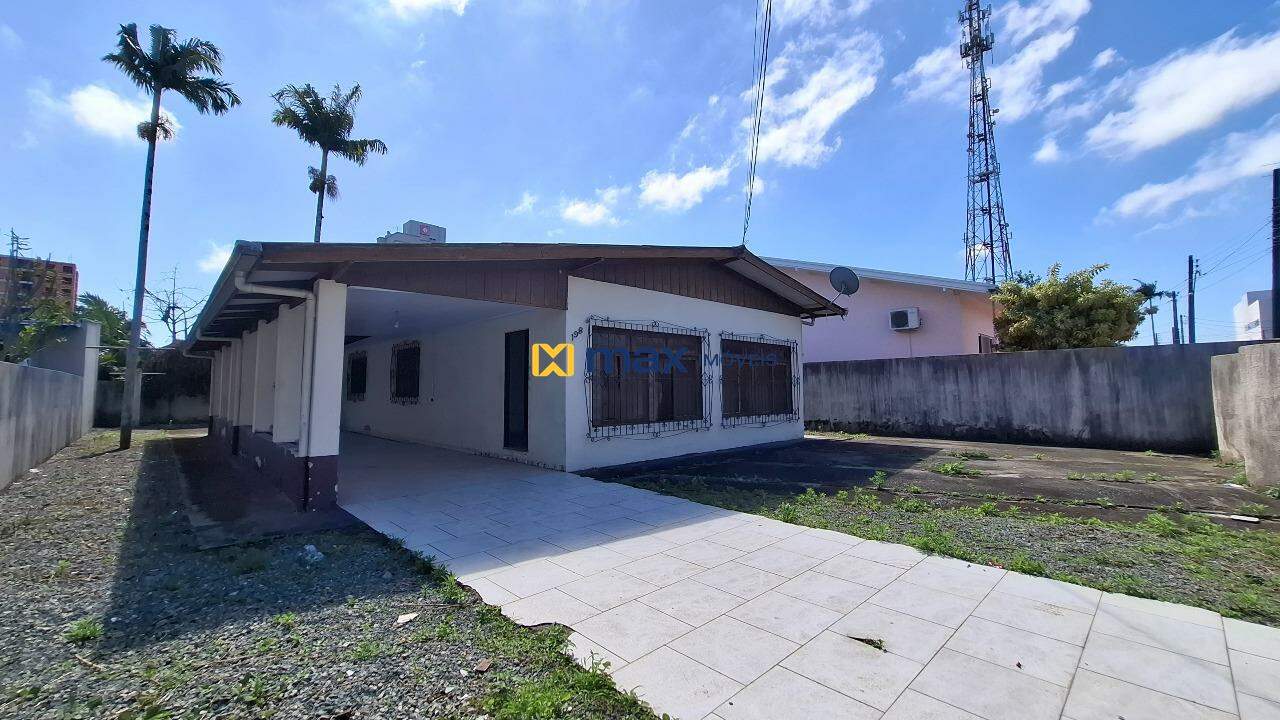 Terreno à venda no Cordeiros: Terreno