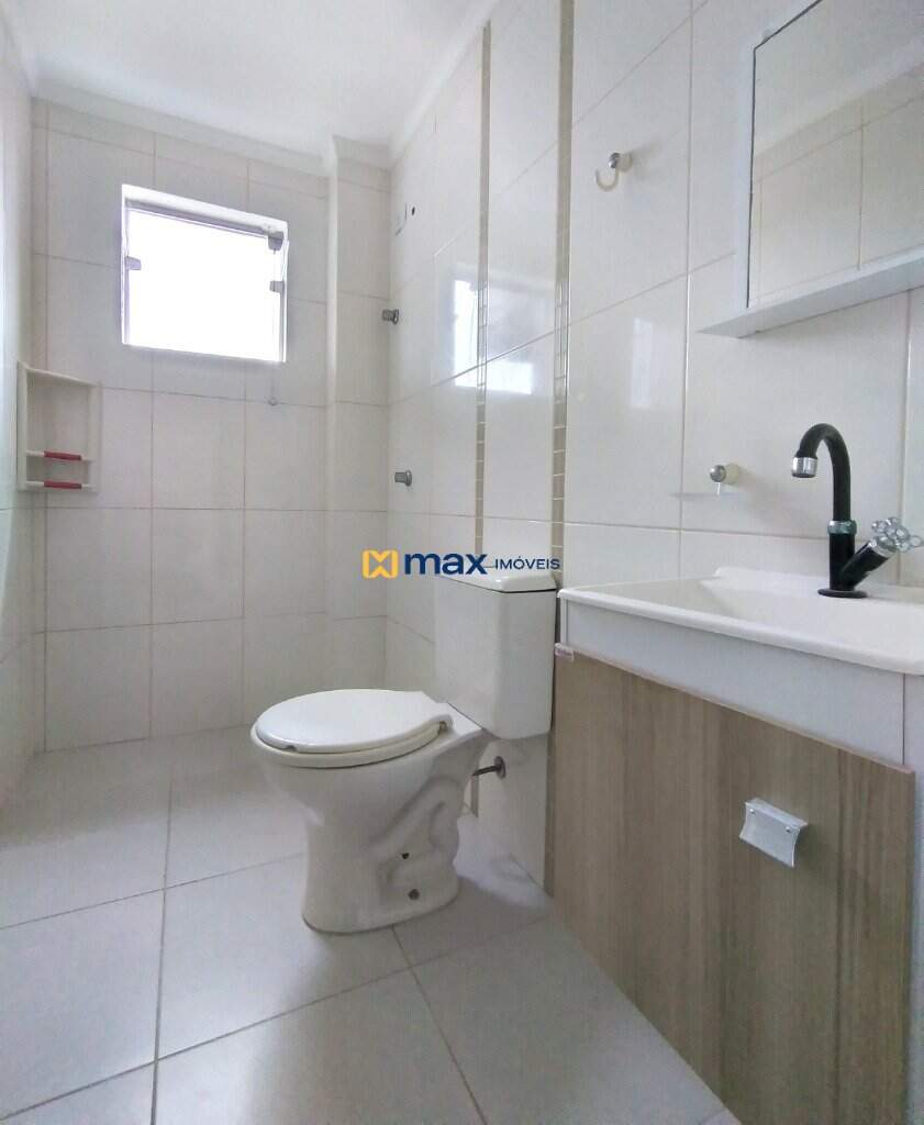 Apartamento à venda no Centro: Banheiro suíte