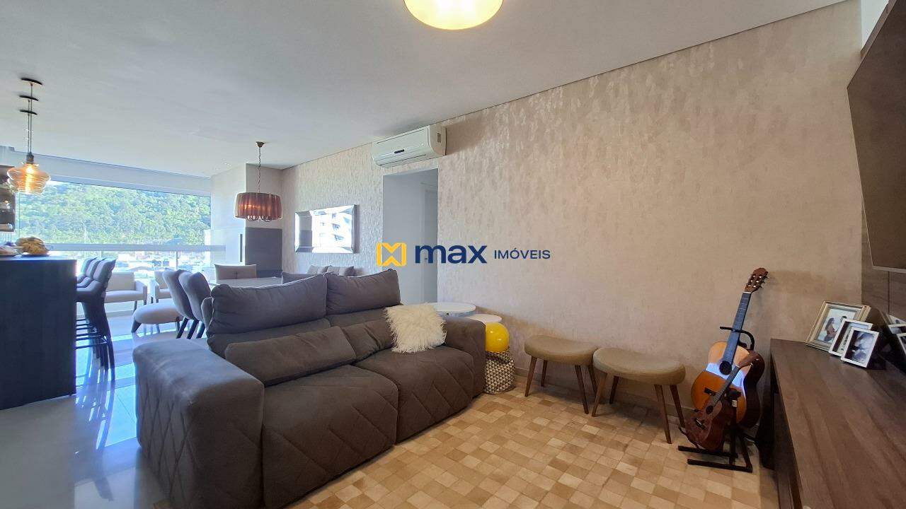 Apartamento à venda no Centro: Living integrado