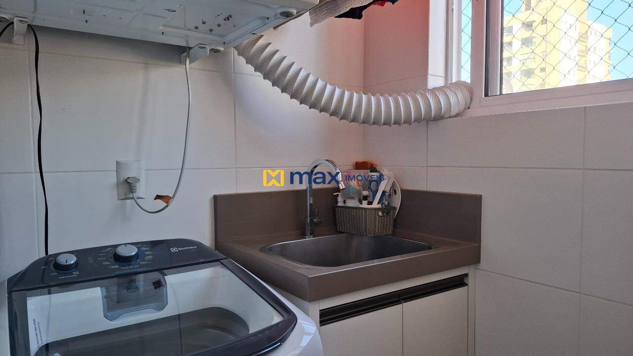 Apartamento à venda no Centro: Lavanderia