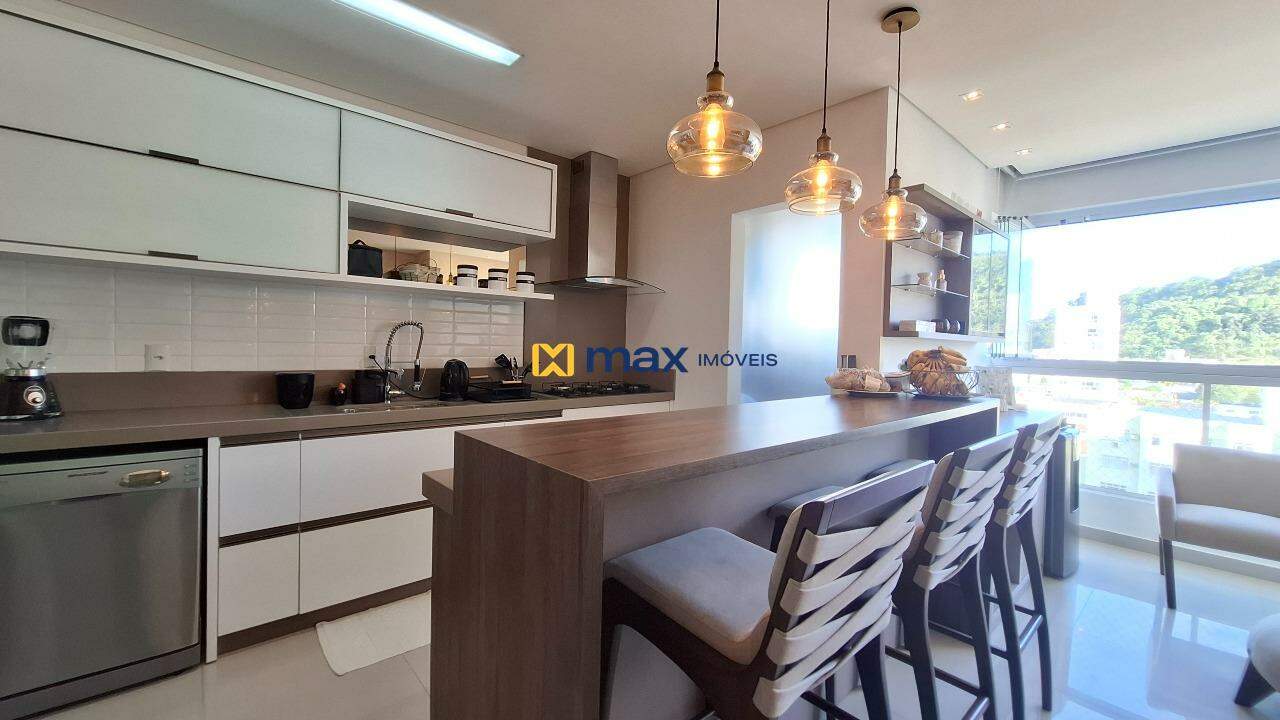 Apartamento à venda no Centro: Living integrado