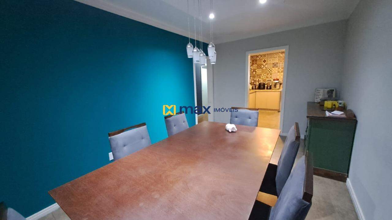 Apartamento à venda no Centro: Living integrado