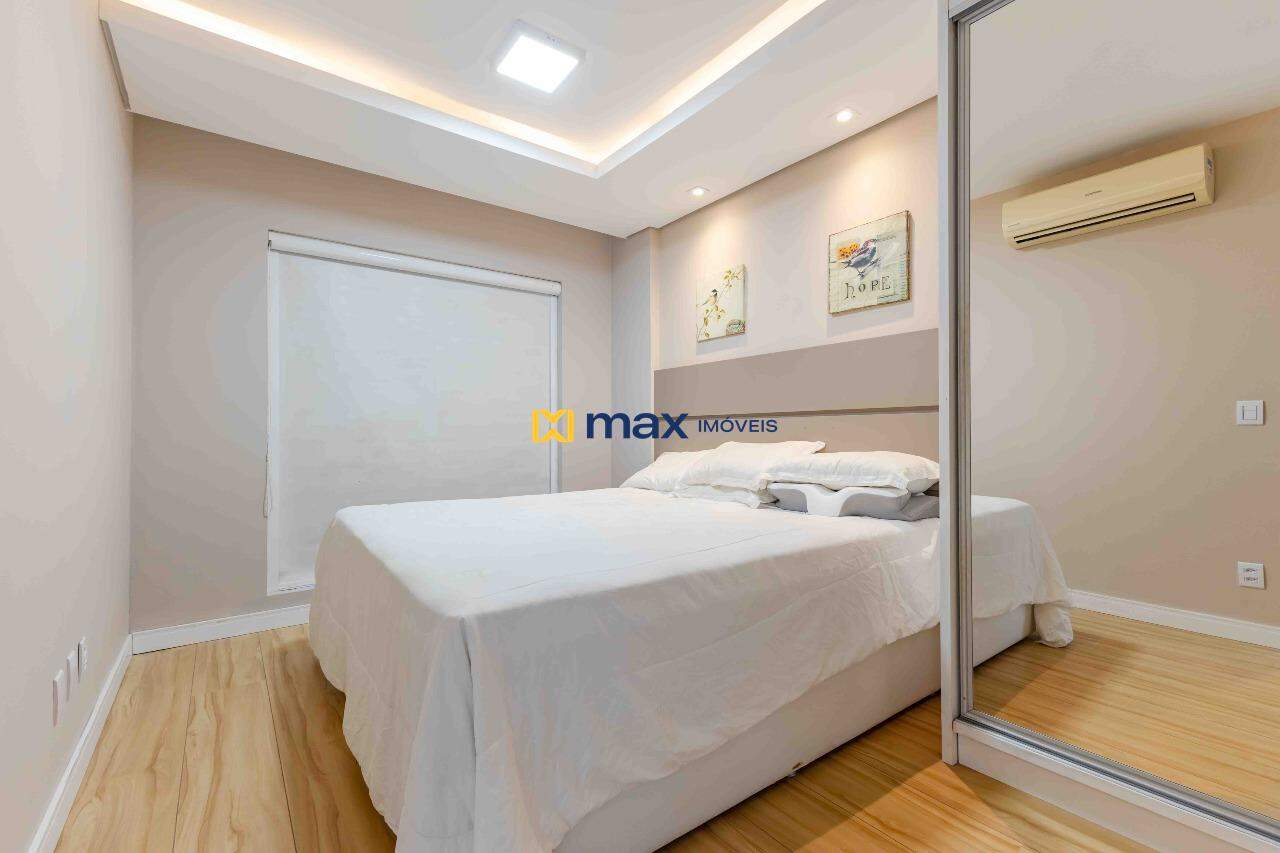 Apartamento à venda no Praia Brava: Suíte