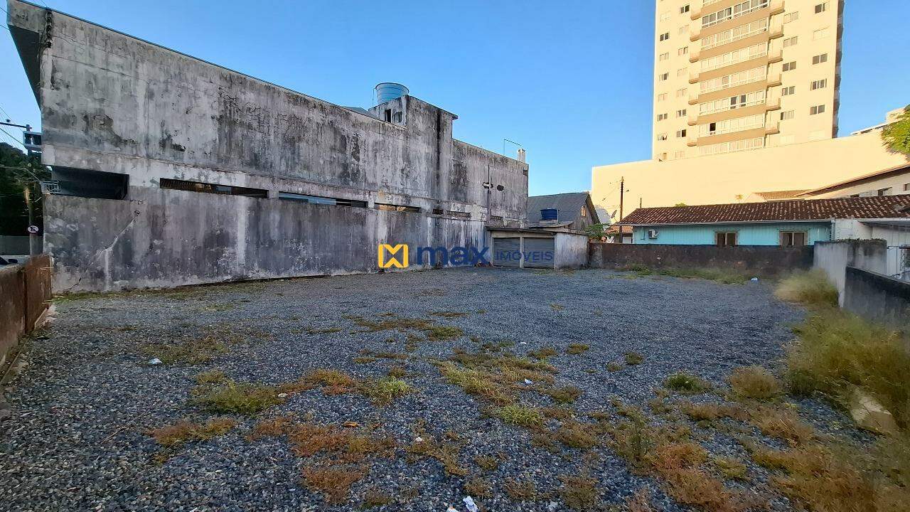 Terreno para aluguel no Centro: Terreno