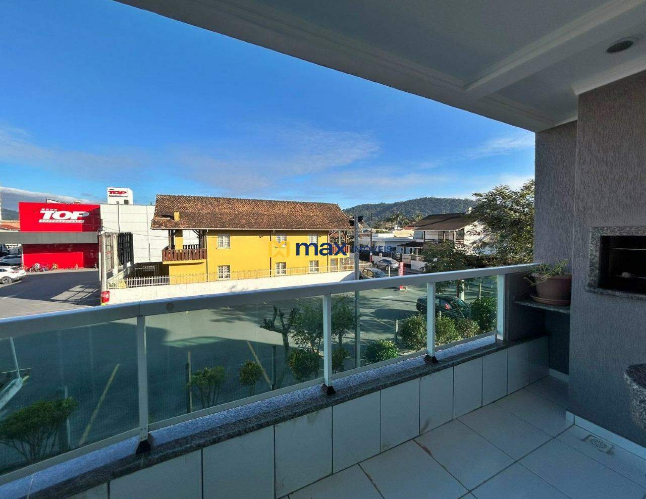 Apartamento à venda no Gravatá: Sacada