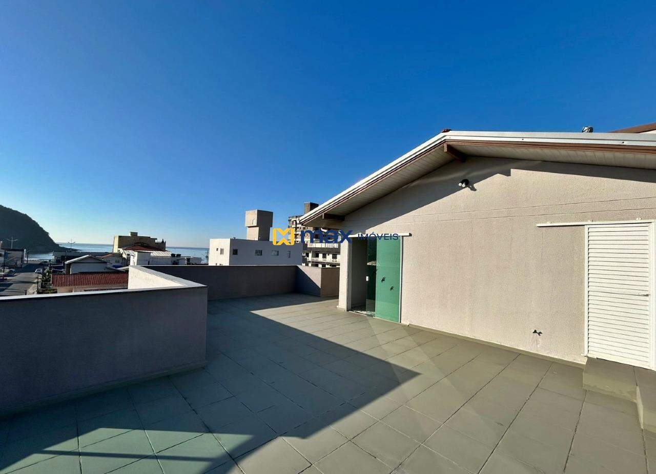 Apartamento à venda no Gravatá: Terraço com Salão de Festas