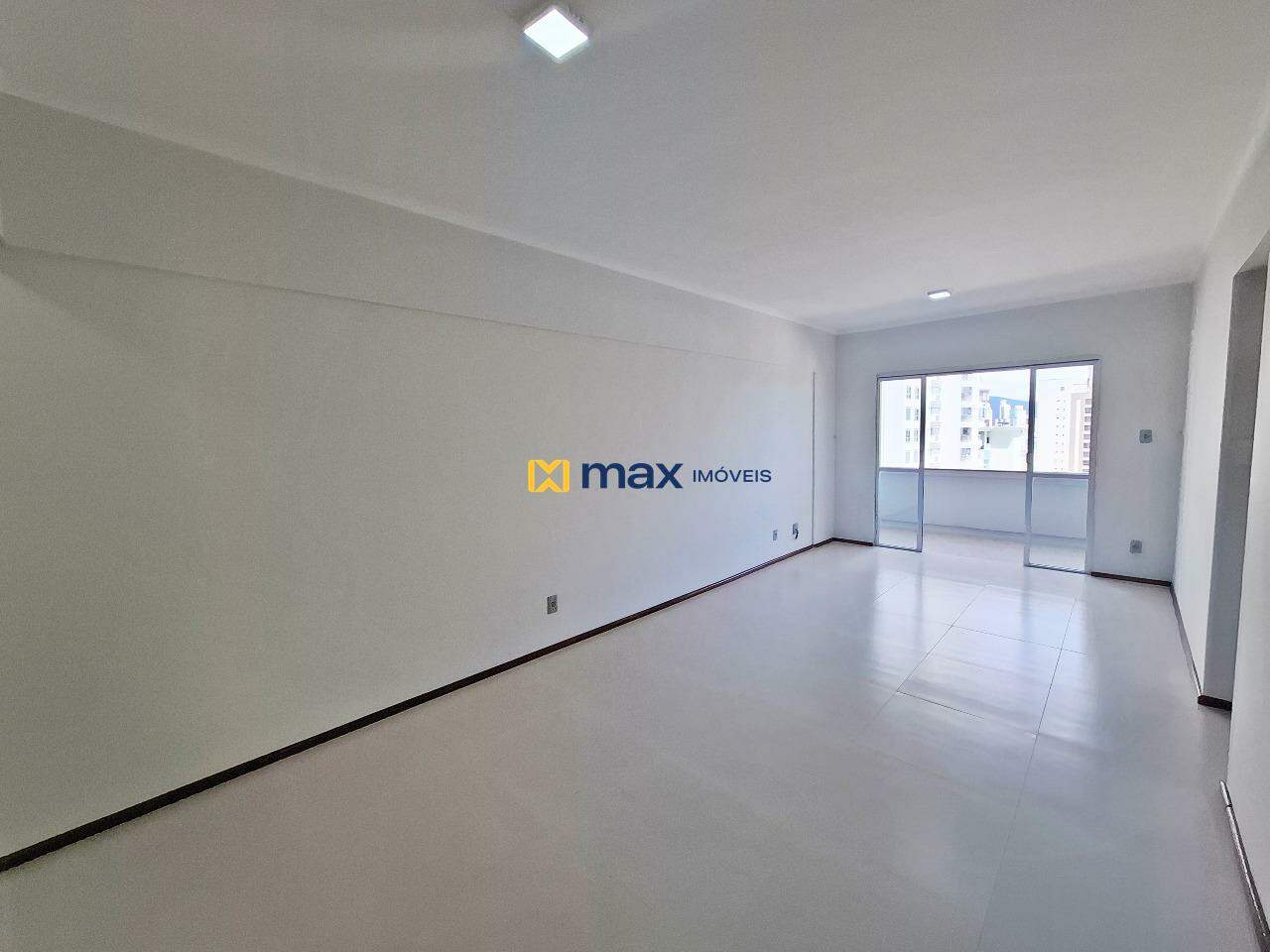 Apartamento para aluguel no Centro: Sala