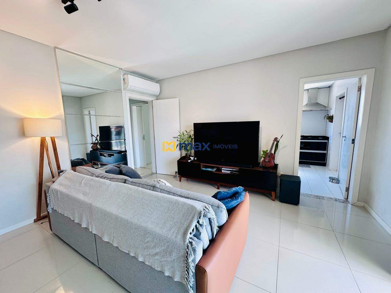 Apartamento à venda no Centro: Living integrado