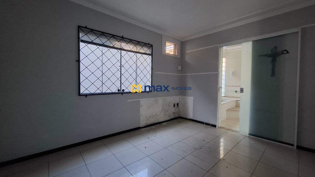 Casa Comercial para aluguel no São Vicente: Sala 3
