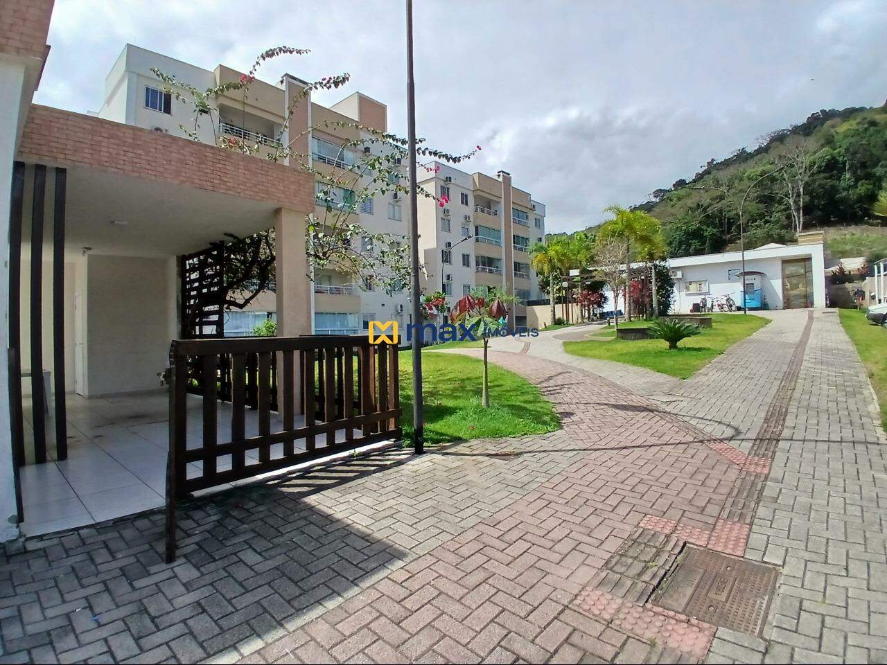 Apartamento à venda no Espinheiros: Área externa