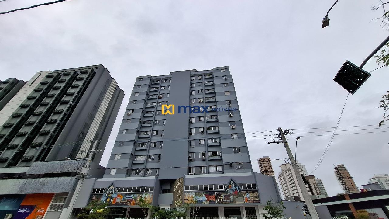 Apartamento à venda no Centro: Fachada