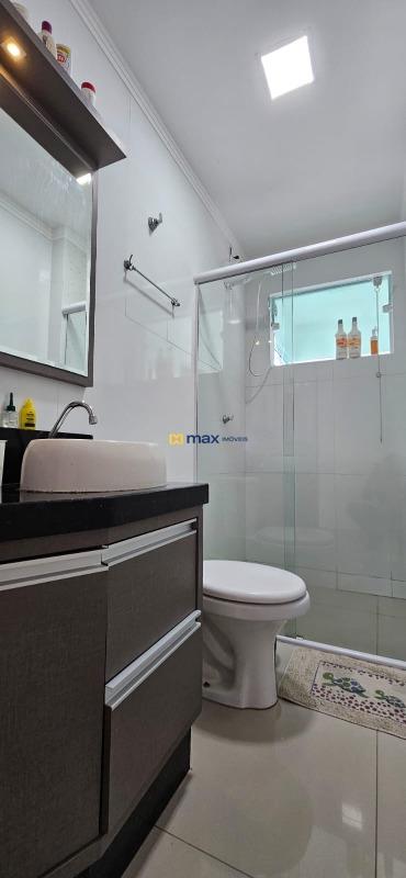 Apartamento à venda no Centro: Banheiro social