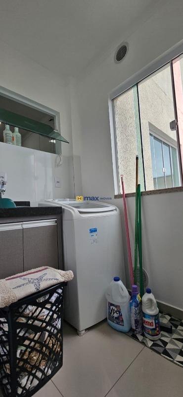 Apartamento à venda no Centro: Lavanderia