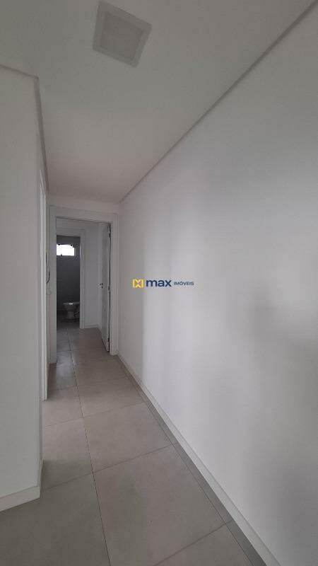 Apartamento para aluguel no Centro: Corredor