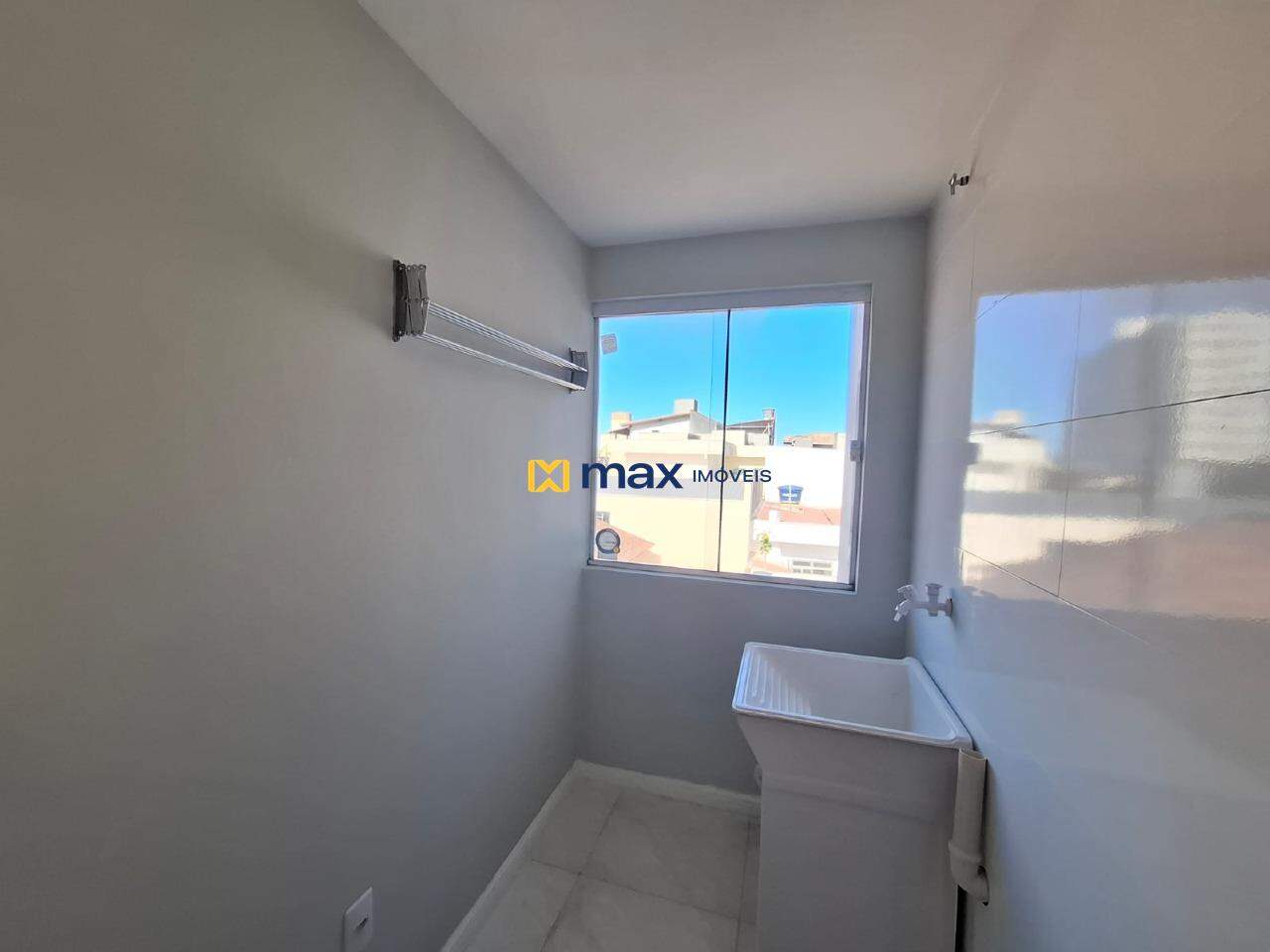 Apartamento para aluguel no São Vicente: Lavanderia