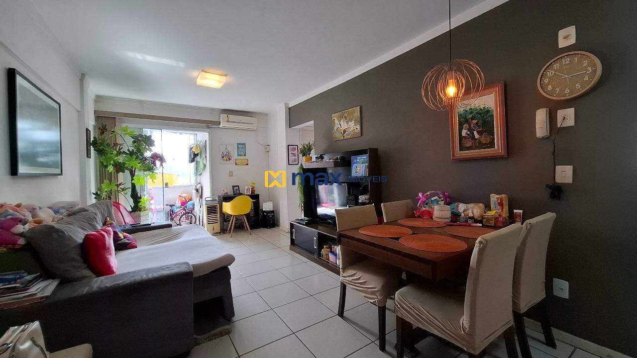 Apartamento à venda no São João: Living integrado