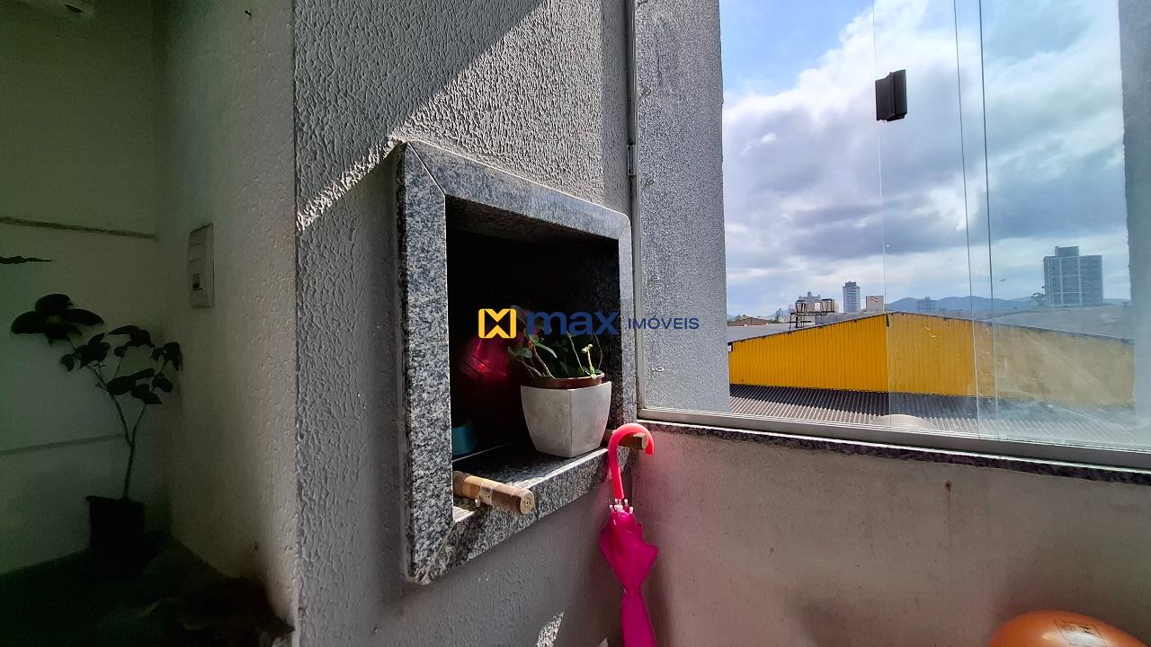 Apartamento à venda no São João: Sacada