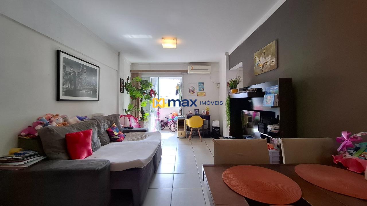 Apartamento à venda no São João: Living integrado