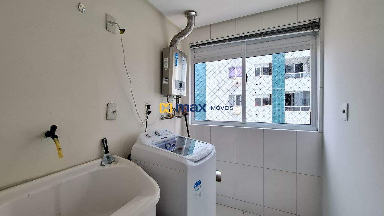 Apartamento à venda no São João: Lavanderia