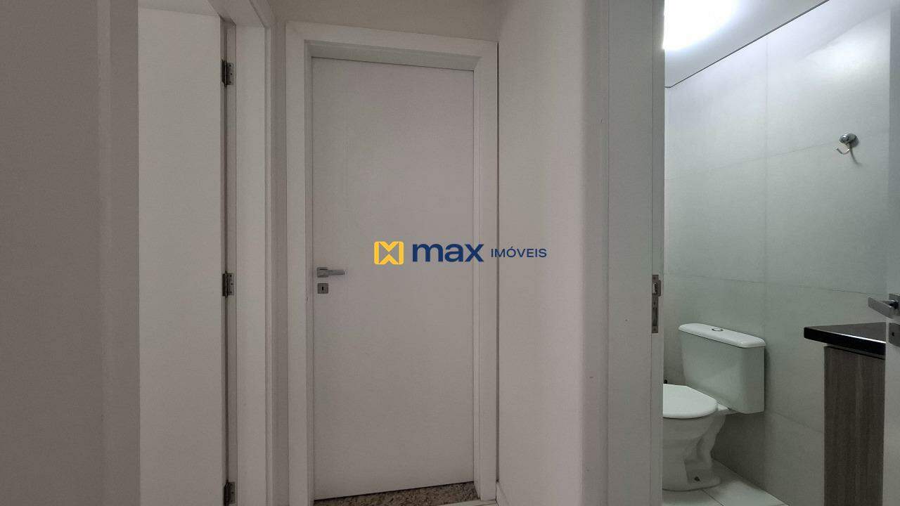 Apartamento à venda no São João: Corredor