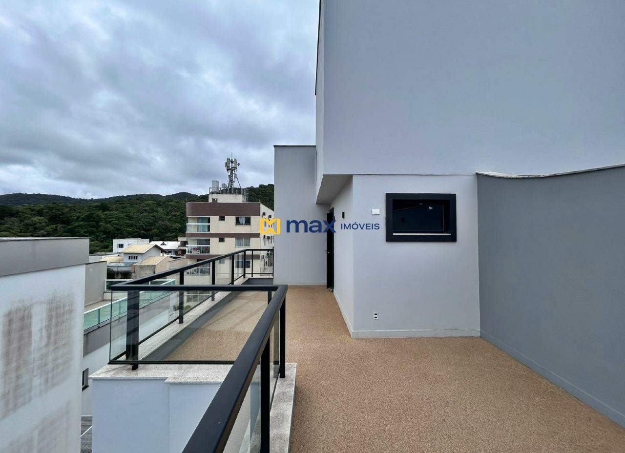Casa à venda no Ariribá: Terraço