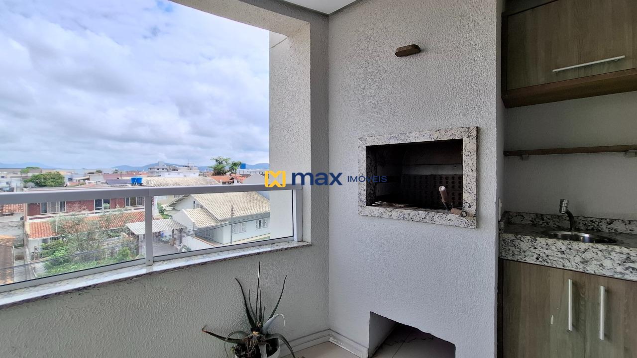 Apartamento à venda no São João: Sacada com churrasqueira