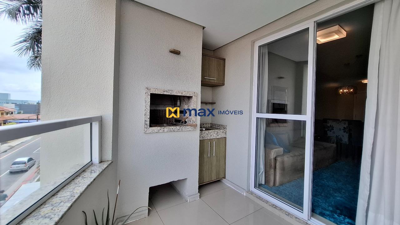 Apartamento à venda no São João: Sacada com churrasqueira