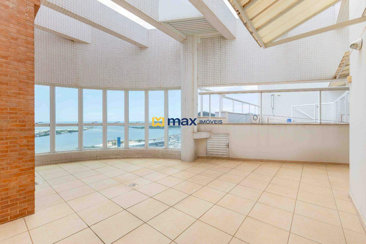Cobertura à venda no Centro: Piscina