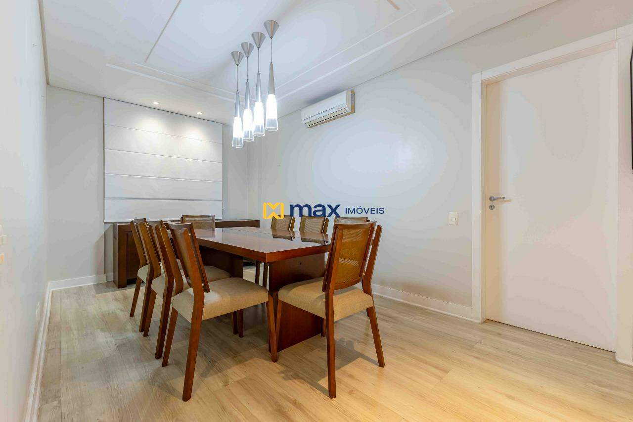 Cobertura à venda no Centro: Sala de jantar