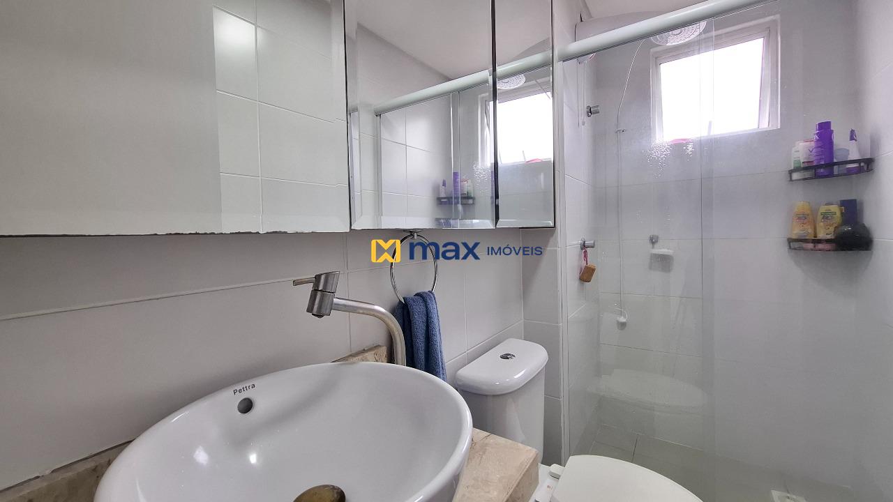 Apartamento à venda no Cidade Nova: Banheiro social