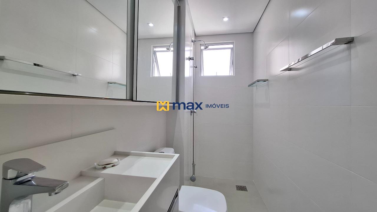 Apartamento à venda no Praia Brava: Banheiro social