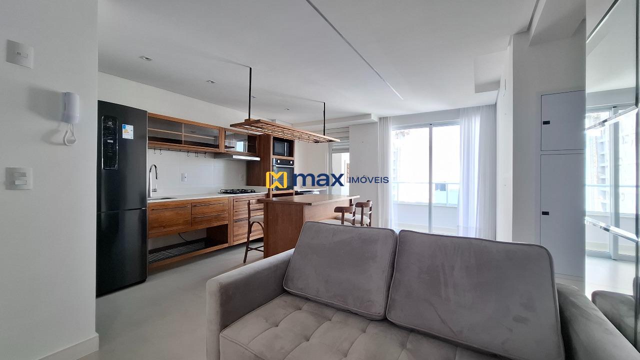 Apartamento à venda no Praia Brava: Living integrado