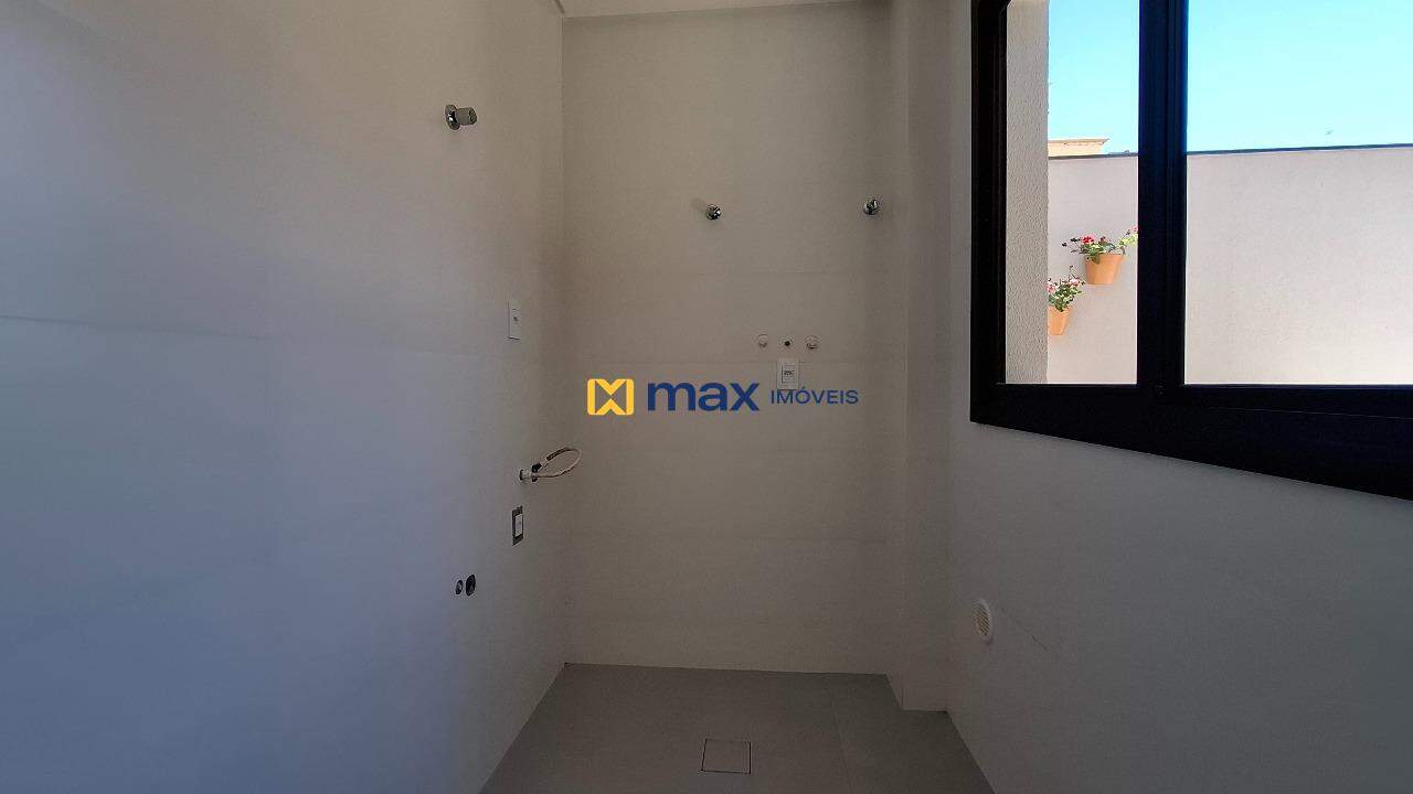 Casa à venda no Cabeçudas: Área de serviço