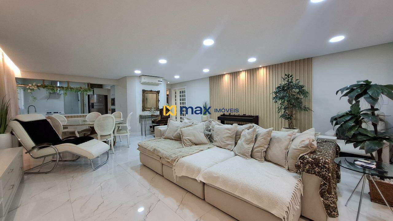 Apartamento à venda no Centro: Living integrado