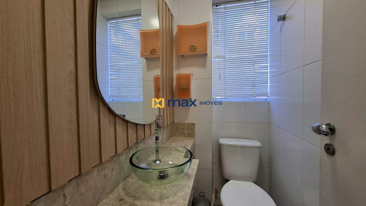 Sala à venda no Centro: Lavabo