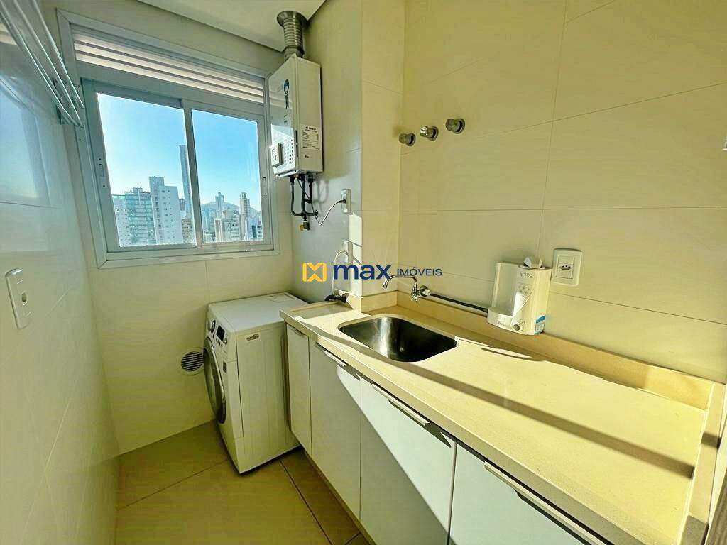Apartamento à venda no Centro: Lavanderia