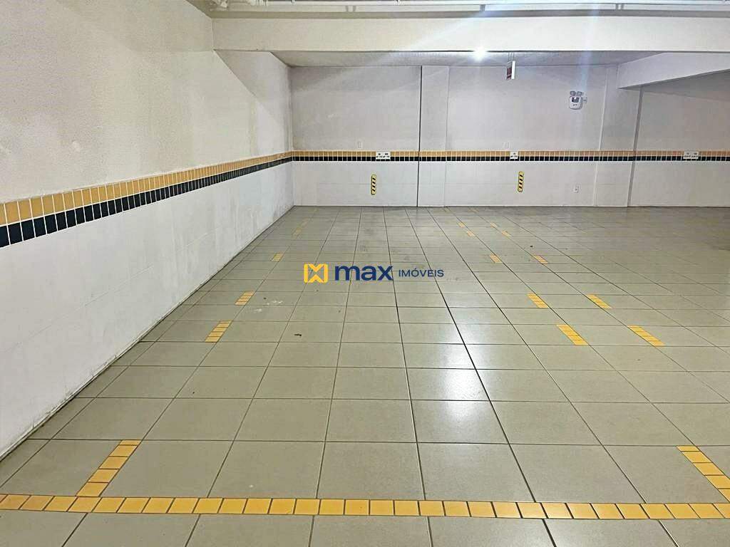 Apartamento à venda no Centro: Vaga Dupla