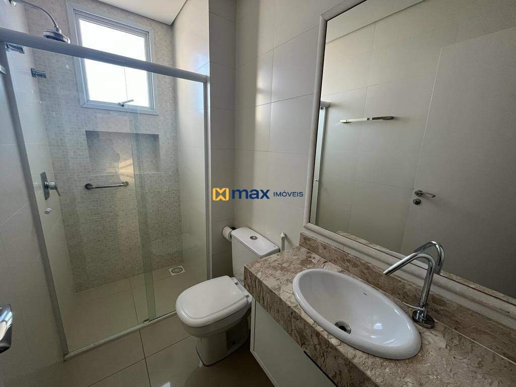 Apartamento à venda no Centro: Banheiro Suíte 2