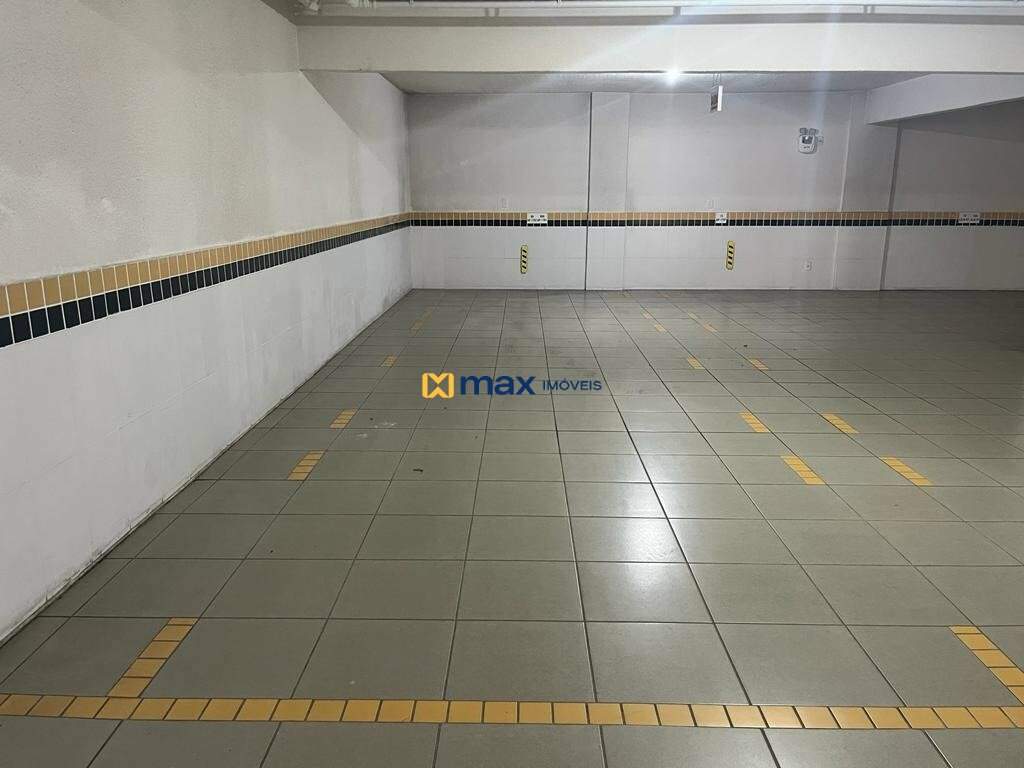 Apartamento à venda no Centro: Vaga gaveta