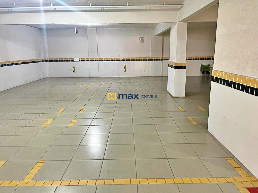 Apartamento à venda no Centro: Vaga Dupla