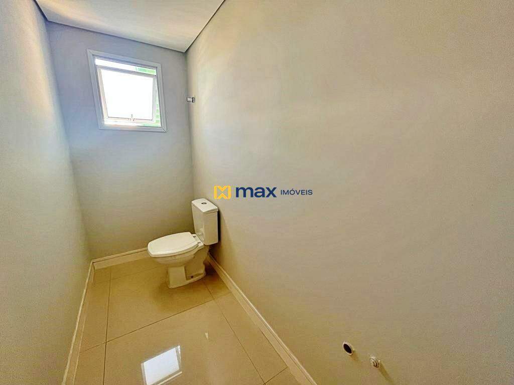 Apartamento à venda no Centro: Lavabo