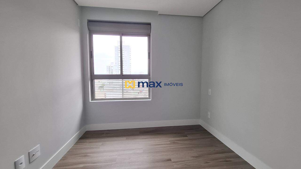 Apartamento à venda no Centro: Suíte 2