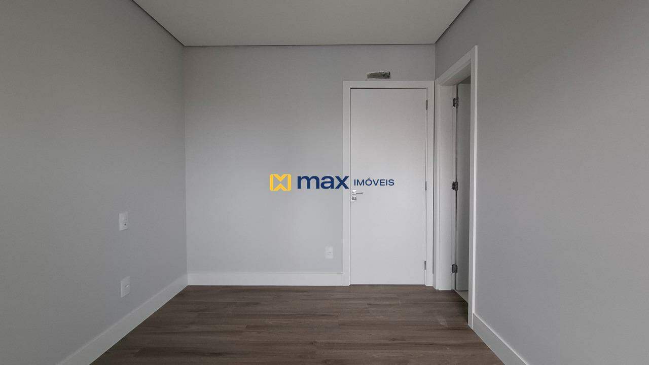 Apartamento à venda no Centro: Suíte 2