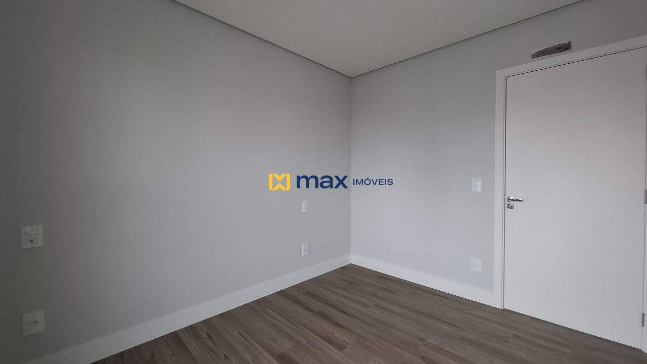 Apartamento à venda no Centro: Suíte 2