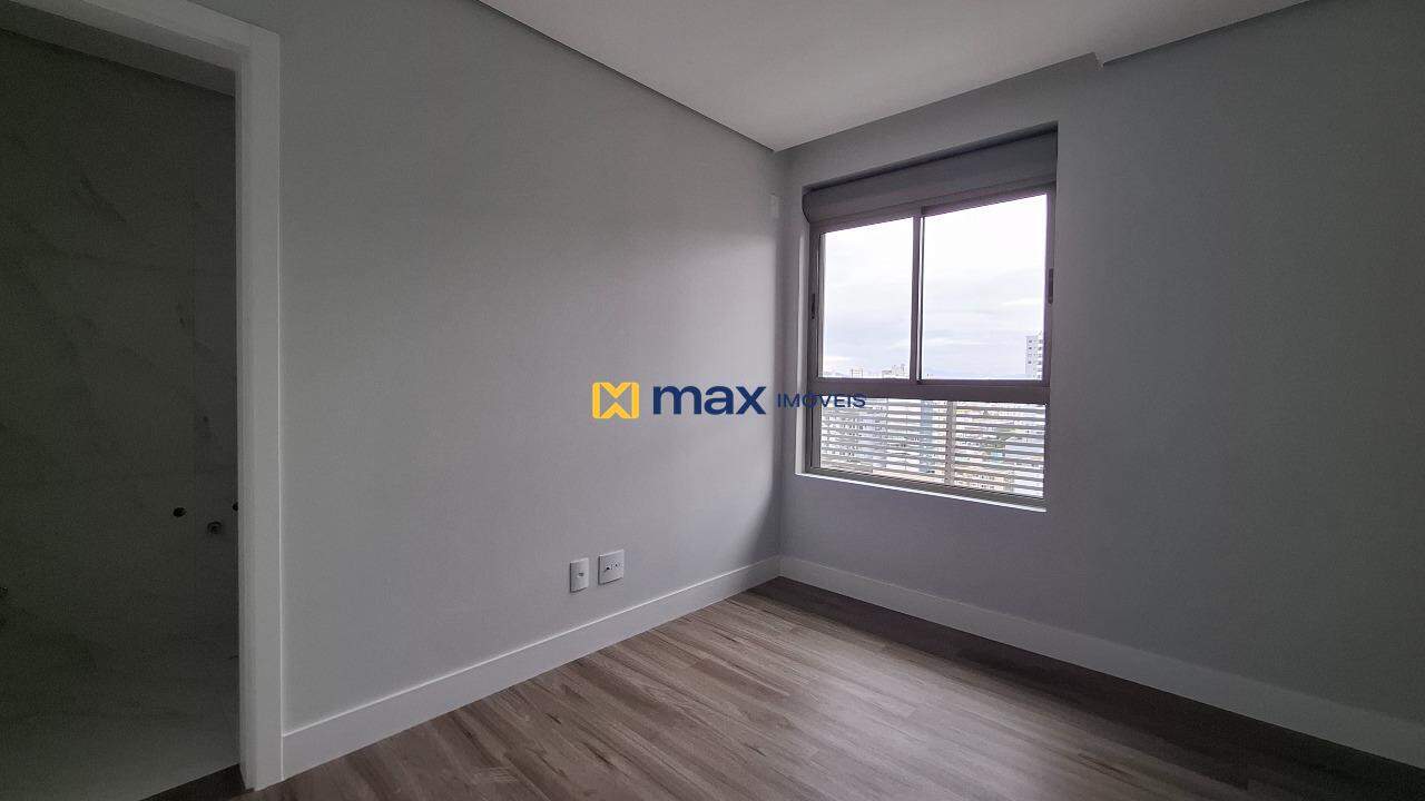 Apartamento à venda no Centro: Suíte 2