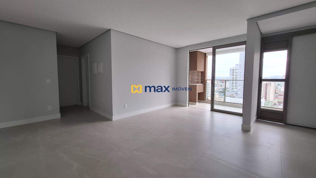 Apartamento à venda no Centro: Living integrado