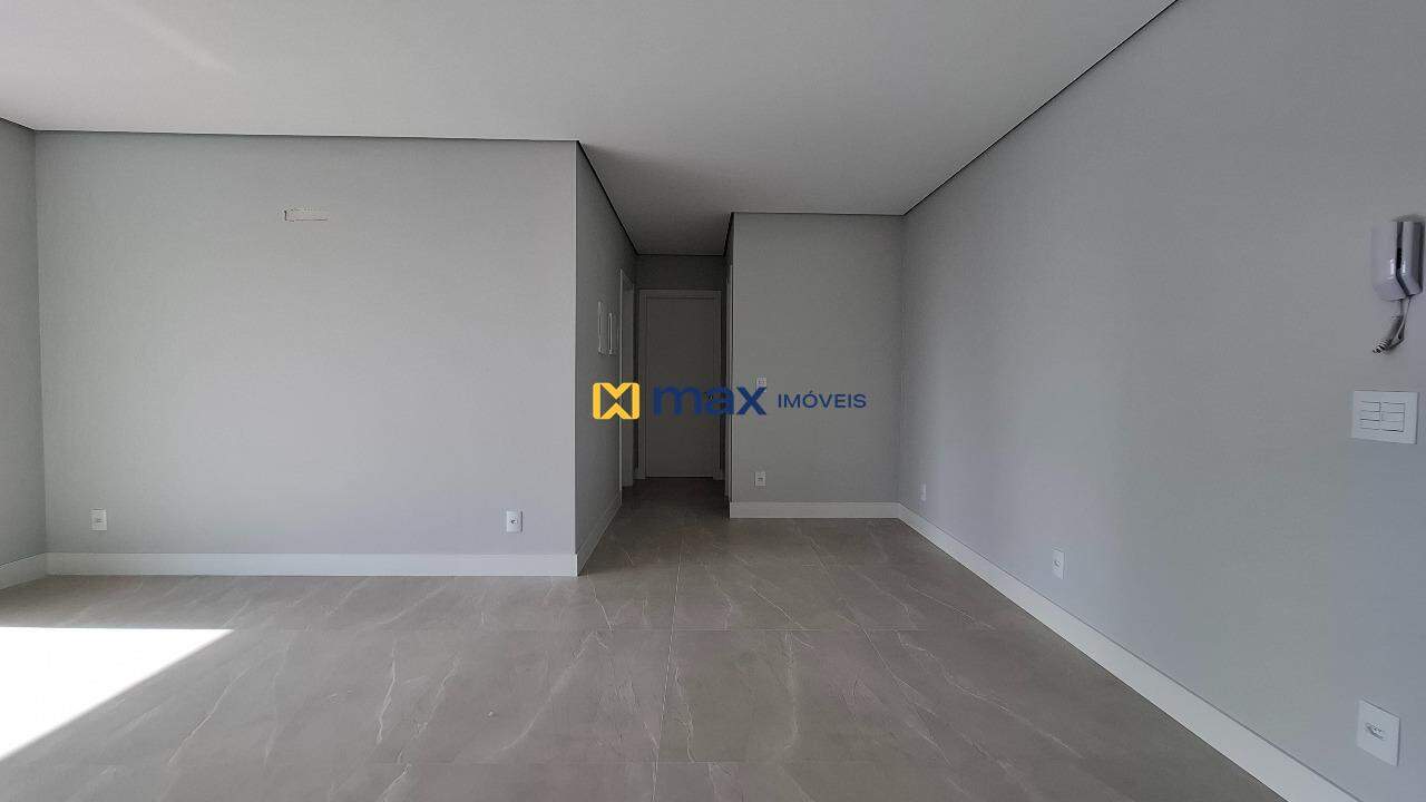 Apartamento à venda no Centro: Living integrado