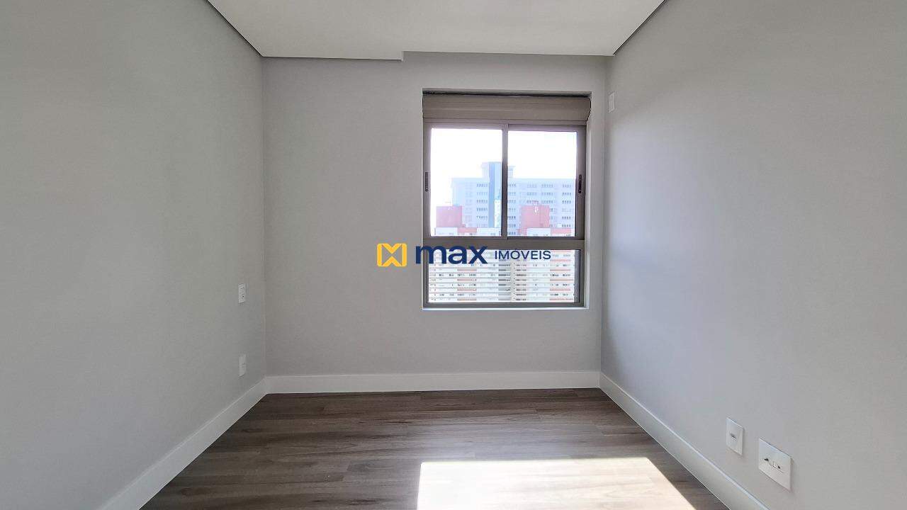 Apartamento à venda no Centro: Suíte 2