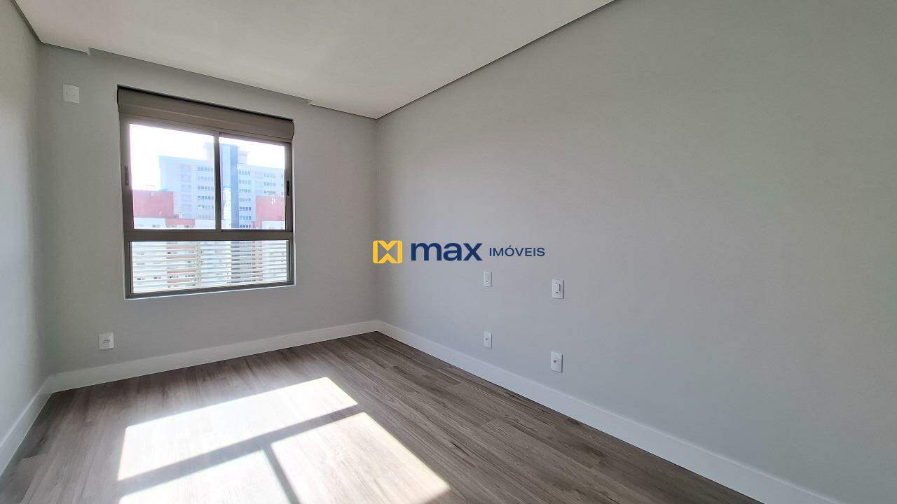 Apartamento à venda no Centro: Suíte